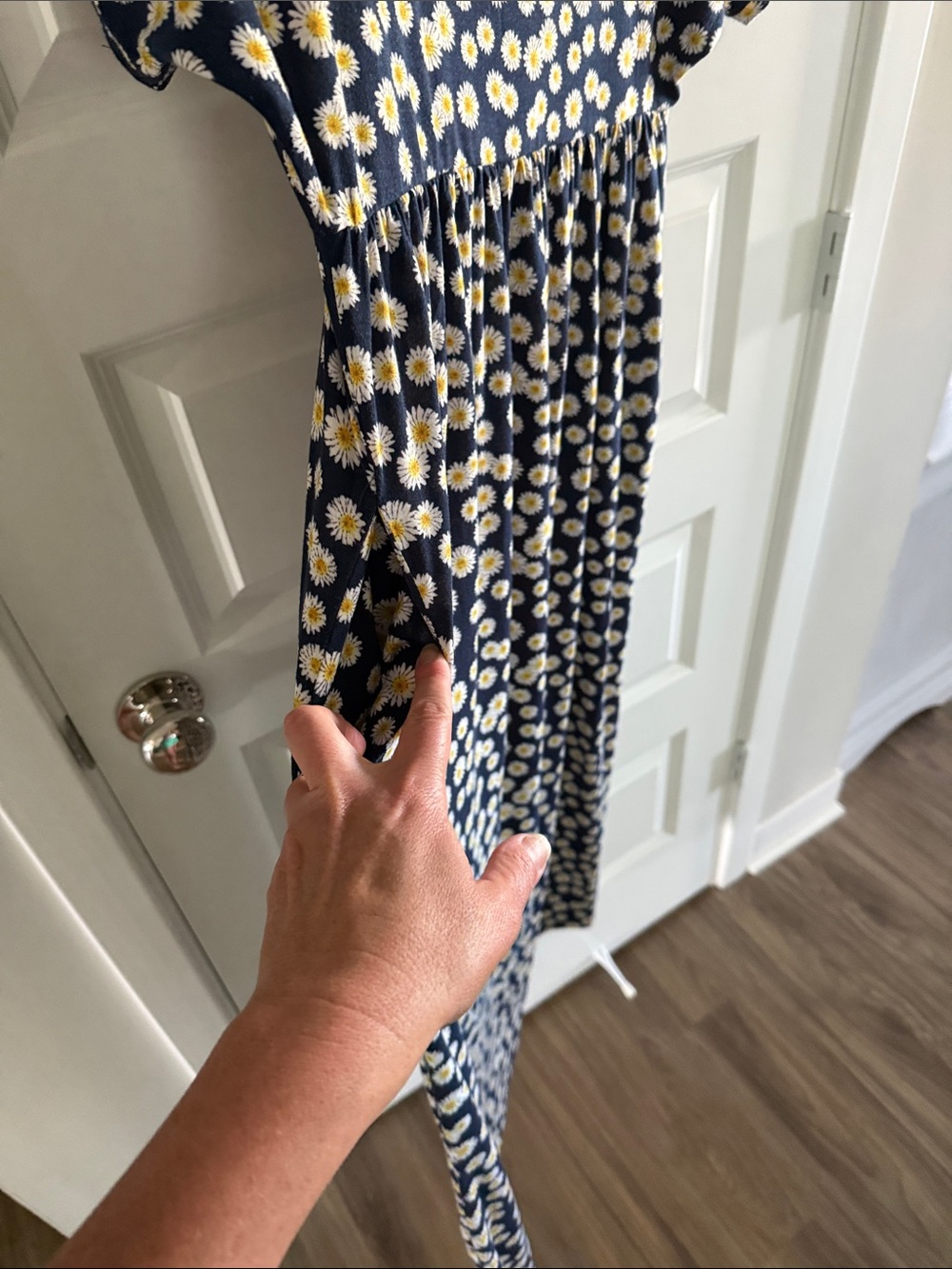 Suzanne Betro Navy and White Daisy Print Maxi WOMENS XL dress pockets scoop neck - Picture 4 of 6
